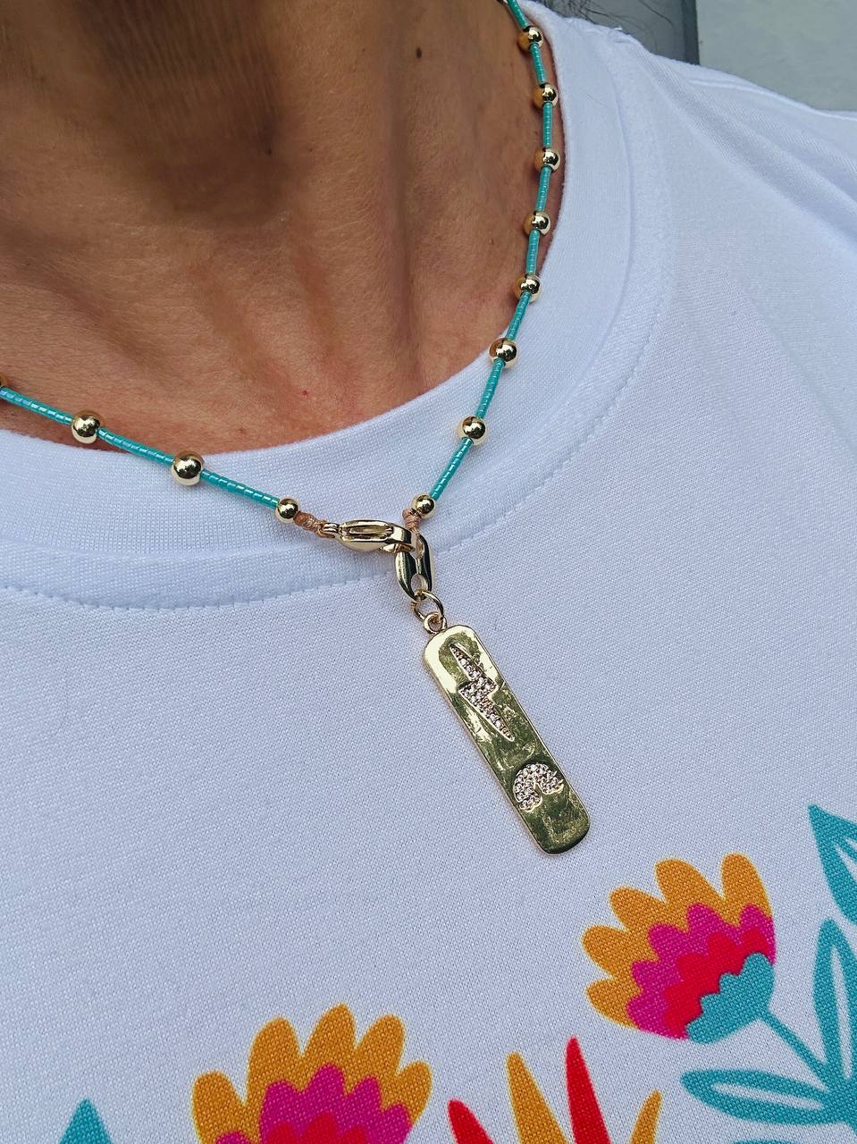 Adjustable necklace with rhodium-plated beads and red Miyuki beads