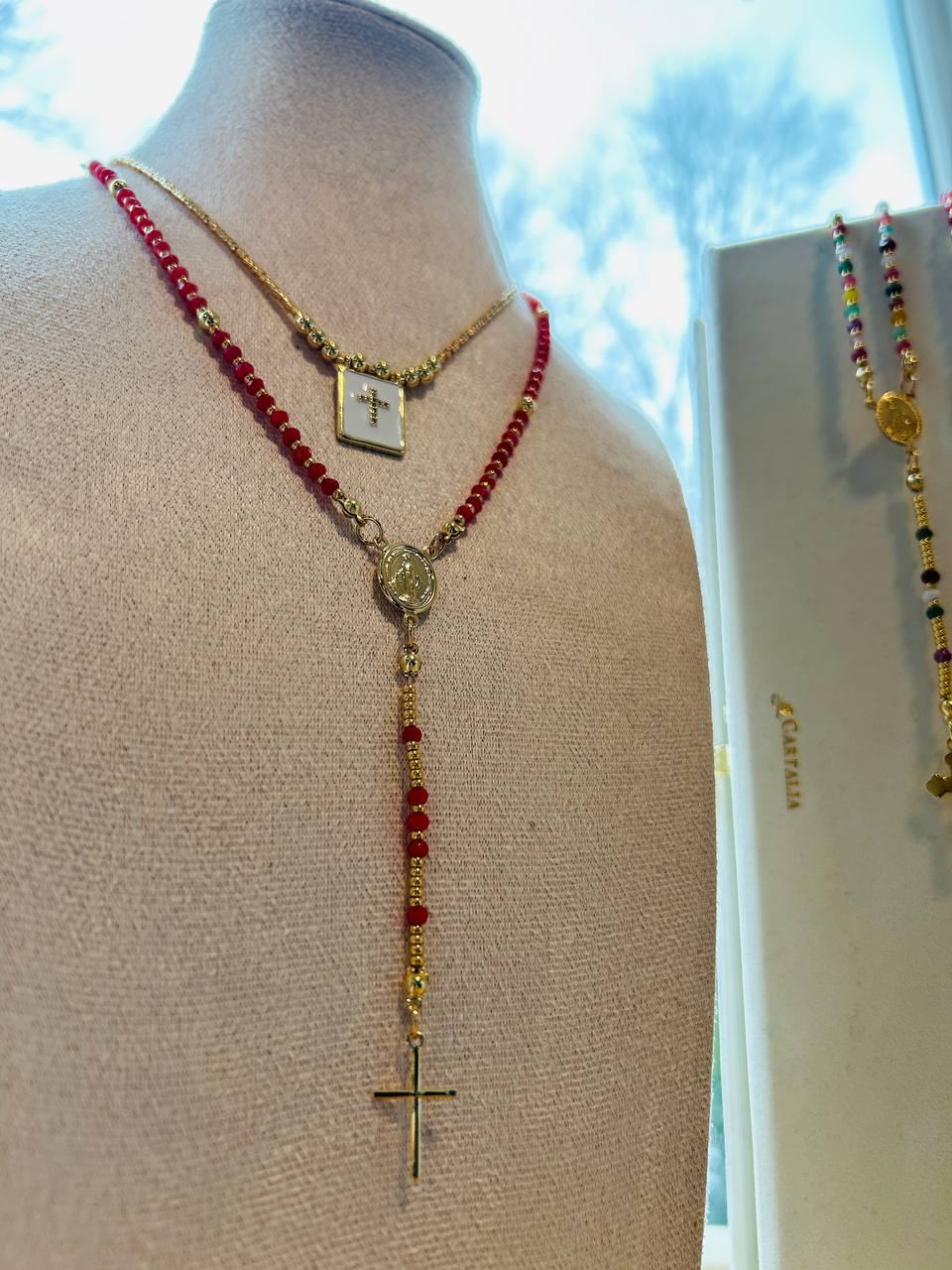 Natural Stone Rosarie | RED